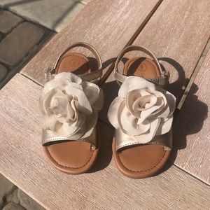 Golden/tan girls sandals